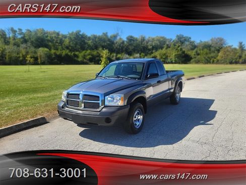 Used 2006 Dodge Dakota ST image 1