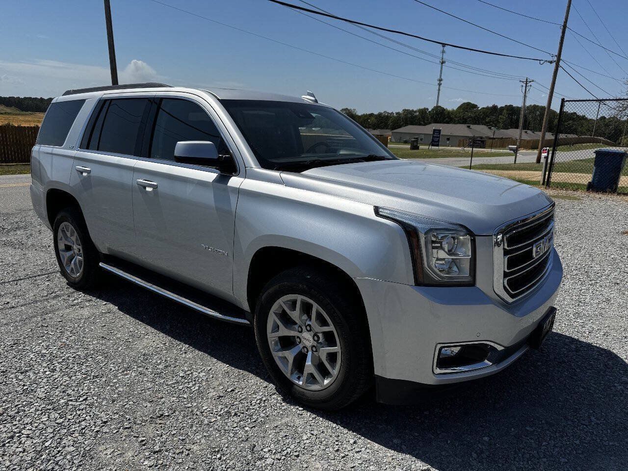 Used 2017 GMC Yukon SLT w/ Open Road Package AWD/4WD image 5