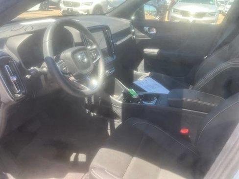 Certified 2023 Volvo C40 P8 Recharge Plus w/ Protection Package Premier AWD/4WD image 12