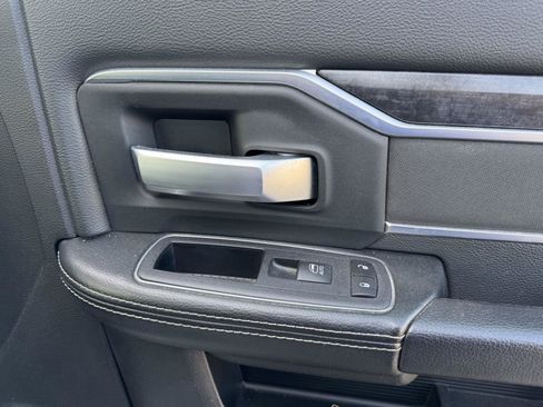 Used 2024 RAM 3500 Big Horn image 31