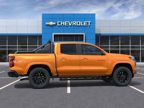 New 2026 Chevrolet Colorado Z71 w/ Midnight Edition AWD/4WD image 5