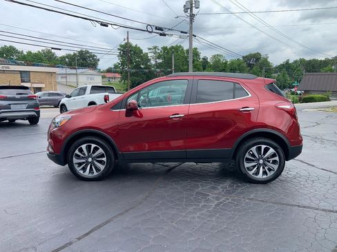 Used 2022 Buick Encore Preferred AWD/4WD image 5