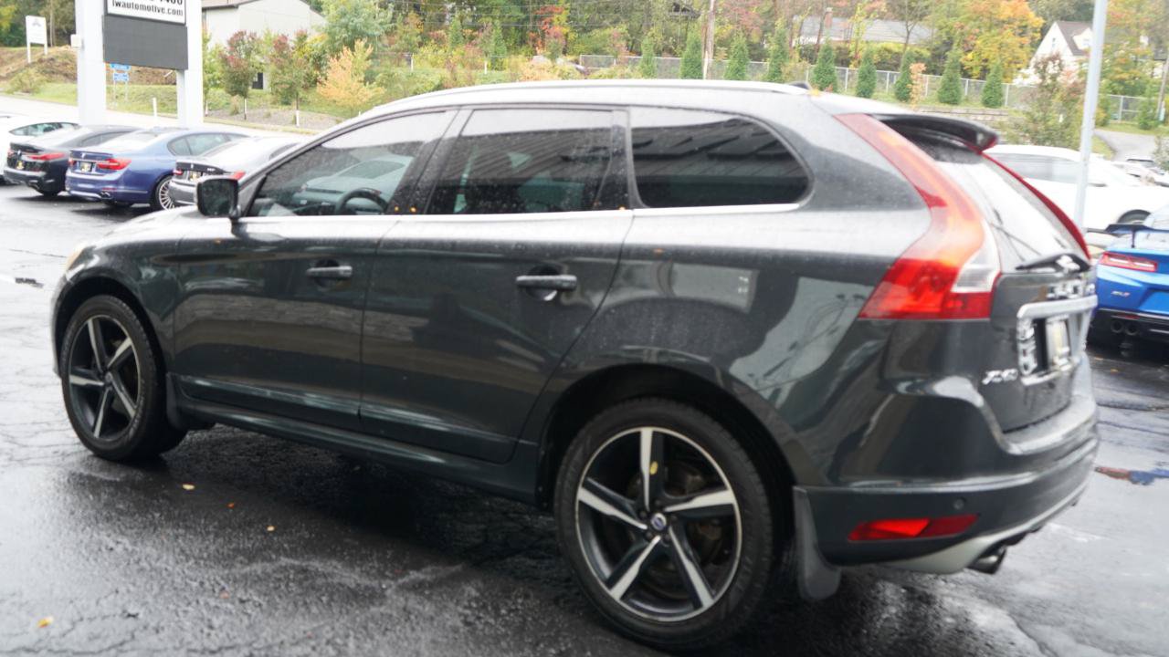 Used 2016 Volvo XC60 T6 R-Design Platinum w/ Climate Package AWD/4WD image 9