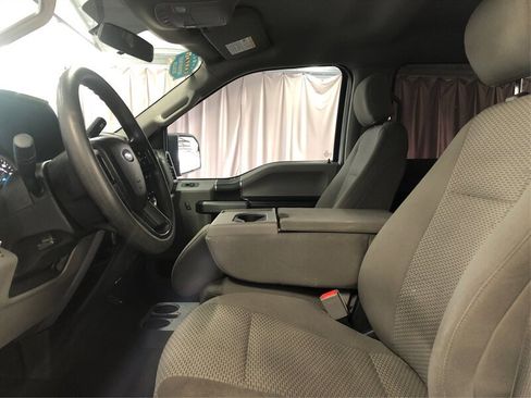 Used 2018 Ford F150 XLT image 9