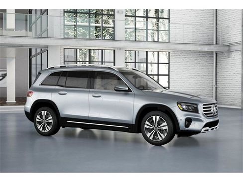 New 2026 Mercedes-Benz GLB 250 4MATIC image 13