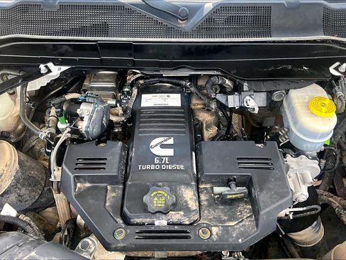 Used 2023 RAM 2500 Laramie AWD/4WD image 33