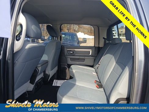 Used 2020 RAM 1500 Classic SLT image 12