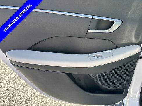 New 2025 Hyundai Sonata SE image 13