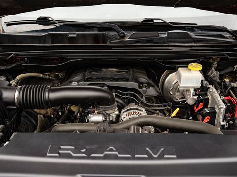 Used 2019 RAM 1500 Big Horn AWD/4WD image 43