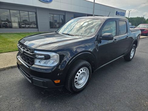 Used 2022 Ford Maverick XL FWD image 2