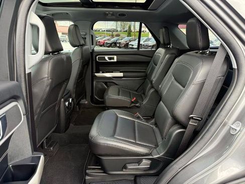 Certified 2023 Ford Explorer XLT w/ Equipment Group 202A AWD/4WD image 20