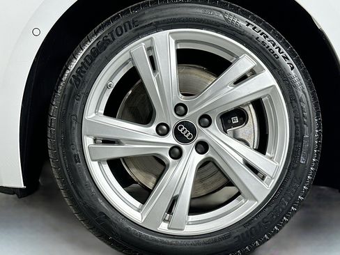 Used 2025 Audi A5 2.0T Premium w/ Convenience Package image 11