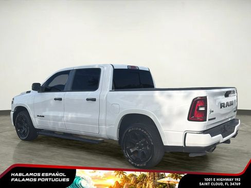 Used 2025 RAM 1500 Big Horn AWD/4WD image 4