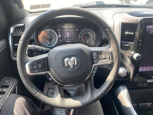 Used 2025 RAM 1500 Laramie AWD/4WD image 14