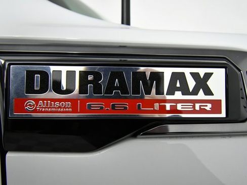 Used 2025 GMC Sierra 2500 AT4 w/ AT4 Premium Plus Package image 18