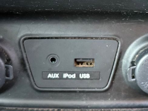 Used 2010 Hyundai Tucson GLS w/ Popular Equipment Pkg 2 FWD image 13