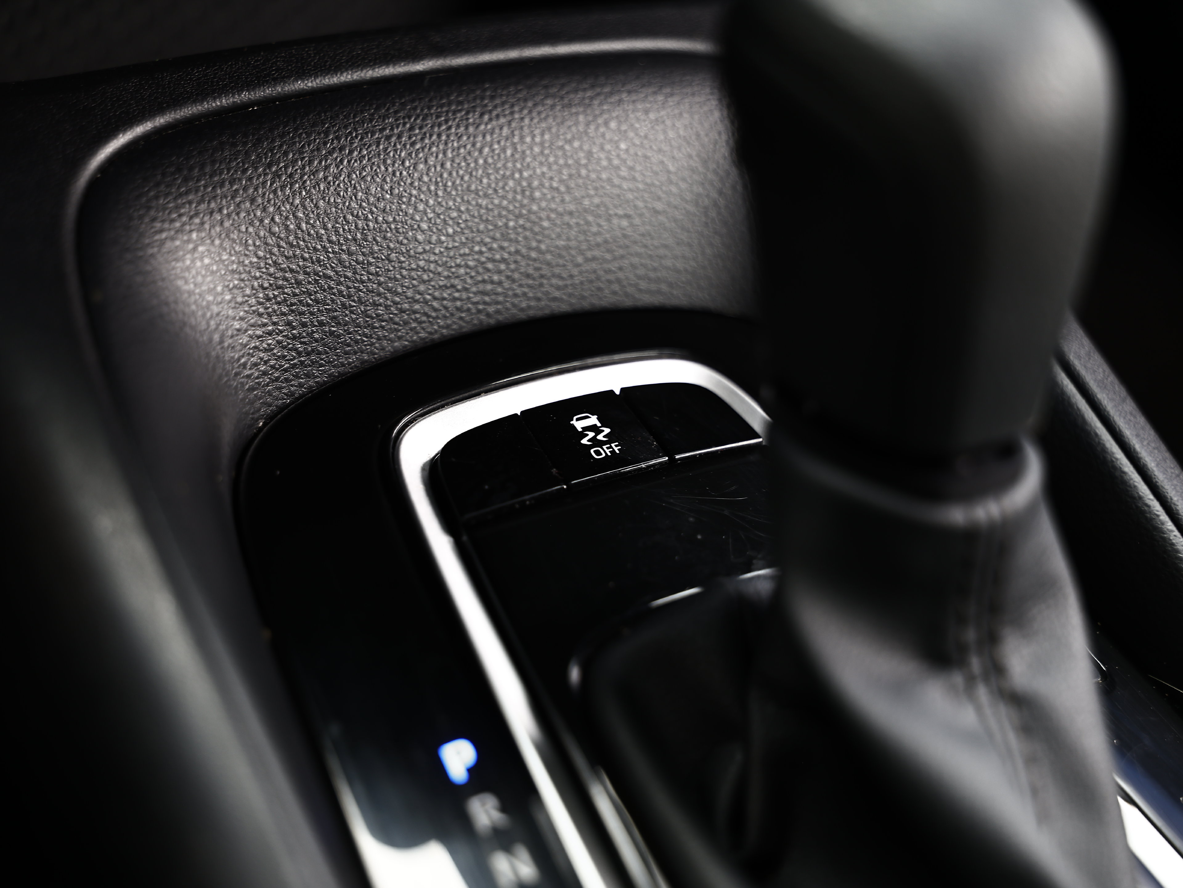 Used 2025 Toyota Corolla LE FWD image 38