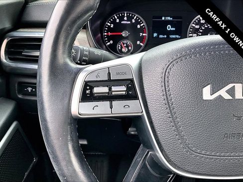 Used 2022 Kia Telluride EX w/ EX Premium Package image 11