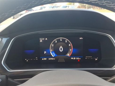 Used 2022 Volkswagen Tiguan SE image 23