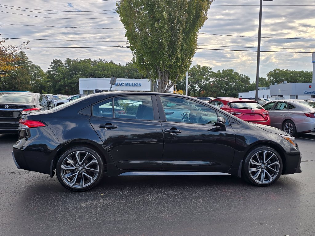 Used 2022 Toyota Corolla SE w/ SE Premium Package FWD image 8
