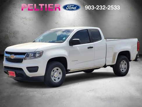 Used 2015 Chevrolet Colorado W/T RWD image 3