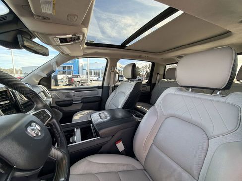 Used 2022 RAM 1500 Limited image 28