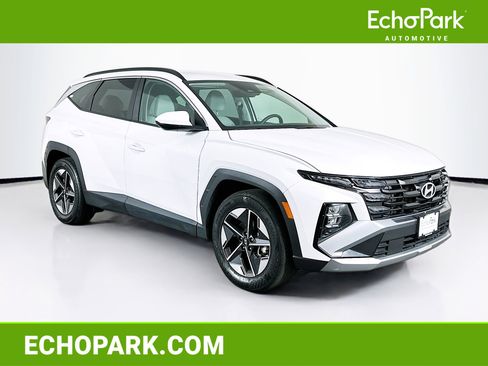 Used 2025 Hyundai Tucson SEL FWD image 1