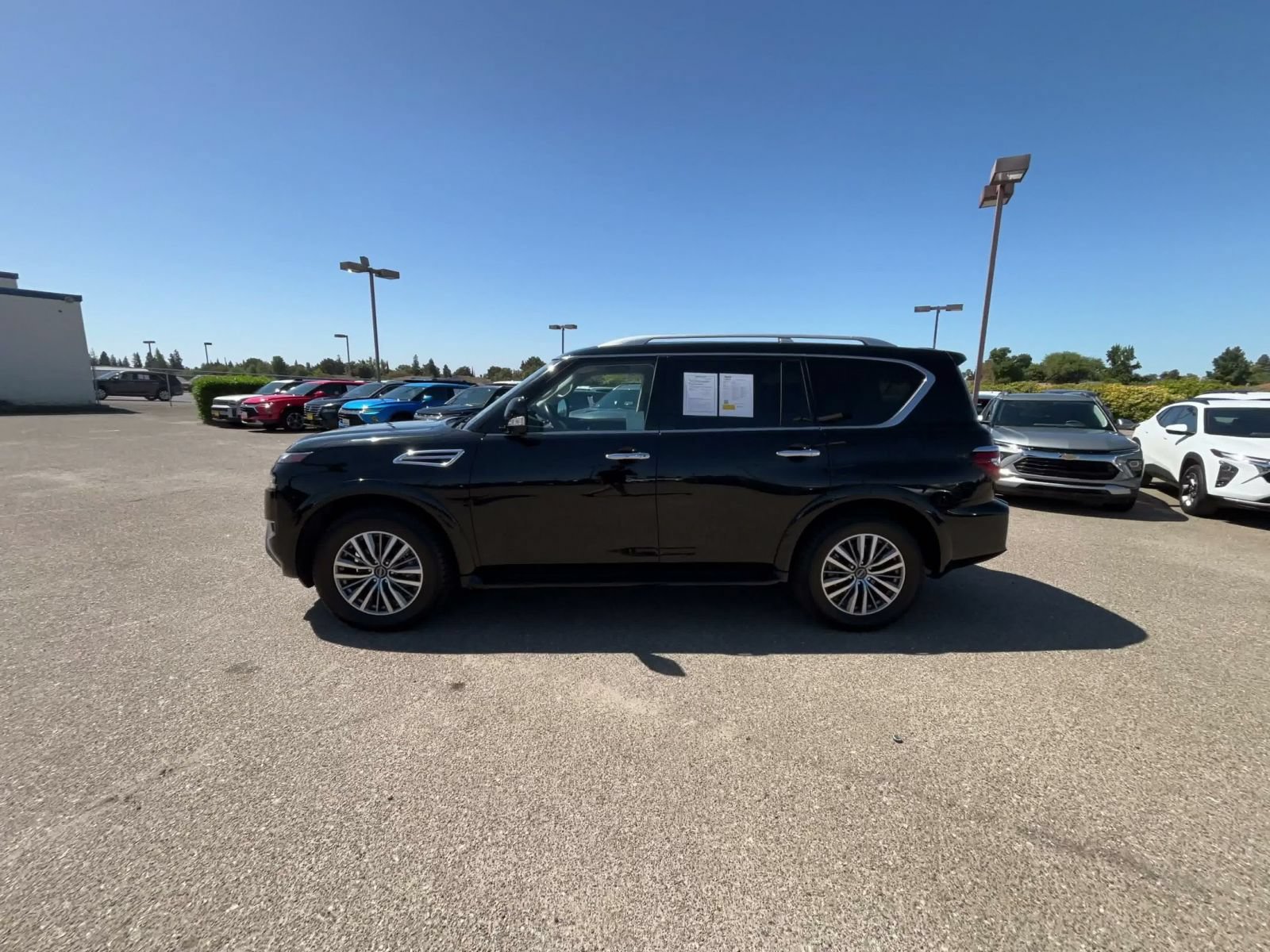 Used 2024 Nissan Armada SL RWD image 8