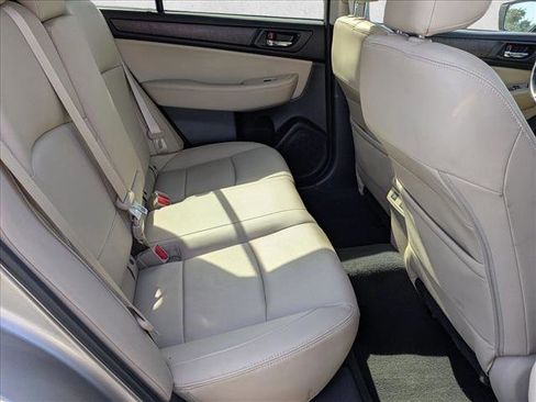 Used 2016 Subaru Outback 2.5i Limited image 20