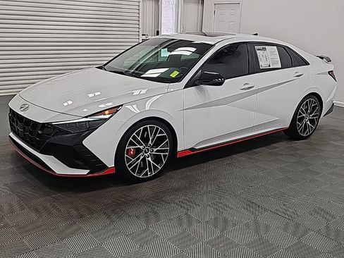 Used 2022 Hyundai Elantra N image 4