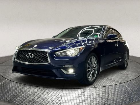 Used 2022 INFINITI Q50 Luxe w/ Cargo Package image 4