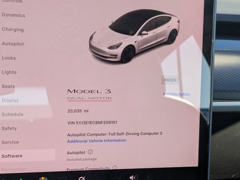 Used 2022 Tesla Model 3 Performance image 12