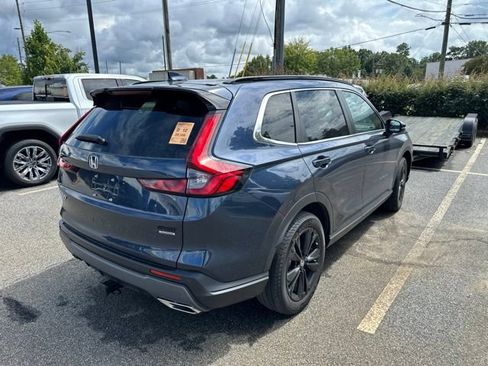 Used 2023 Honda CR-V Sport Touring image 3