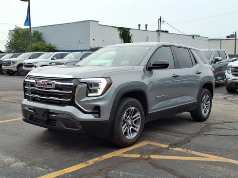Used 2025 GMC Terrain Elevation AWD/4WD image 3