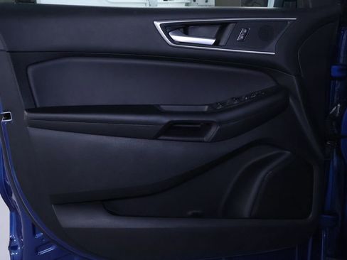 Used 2024 Ford Edge SEL image 11