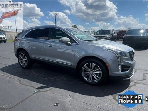 Certified 2025 Cadillac XT5 Premium Luxury image 2