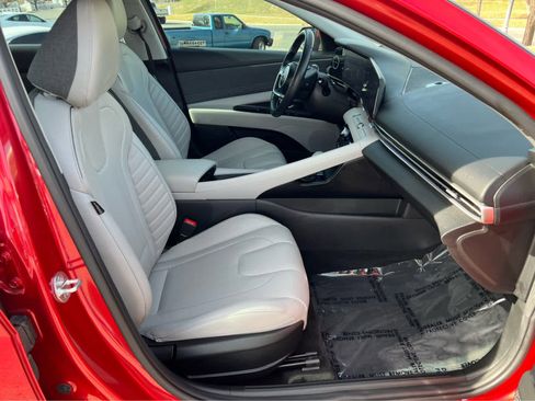 Certified 2023 Hyundai Elantra Limited w/ Cargo Package image 17