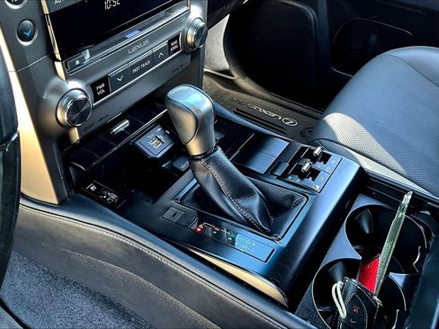 Used 2020 Lexus GX 460 Premium AWD/4WD image 17