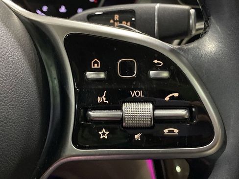 Used 2022 Mercedes-Benz GLC 300 w/ Premium Package Lite image 12