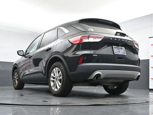 Used 2021 Ford Escape SE image 21