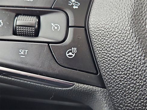 Certified 2025 Chevrolet Trax ACTIV w/ Sunroof Package image 20