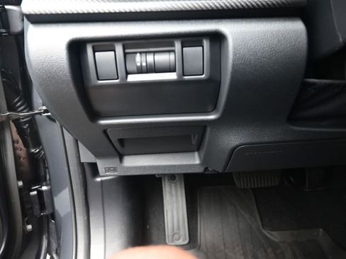 New 2025 Subaru Crosstrek 2.0i Premium image 17