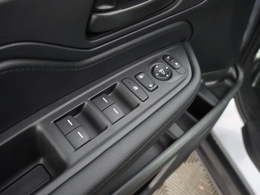 Certified 2026 Honda Odyssey EX-L image 40