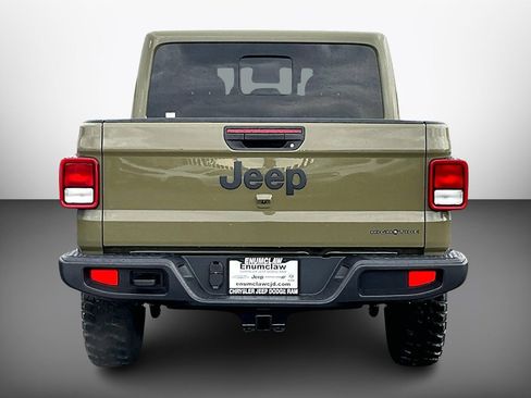 New 2025 Jeep Gladiator High Tide image 4