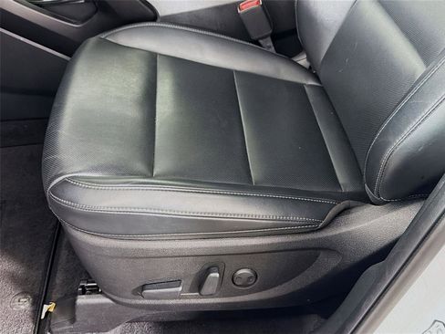 Used 2025 Kia Telluride S image 21