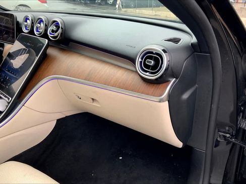 Used 2022 Mercedes-Benz C 300 Sedan image 18