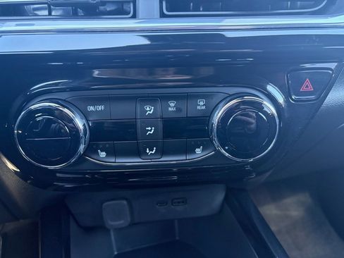 Used 2024 Chevrolet Trax RS w/ Driver Confidence Package image 15