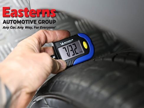 Used 2021 Tesla Model Y Performance image 23