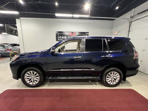 Used 2018 Lexus GX 460 Premium w/ Premium Package image 18