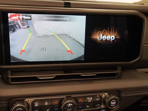 New 2026 Jeep Wrangler Sahara image 22